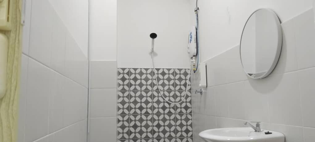 Ifs Seri Iskandar By Glex Esterno foto